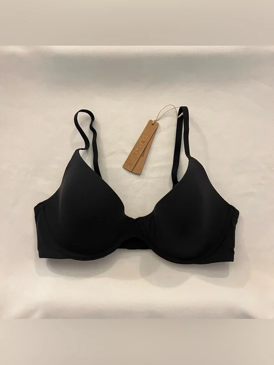 SKIMS FITS EVERYBODY PLUNGE BRA - Picture 1 of 3